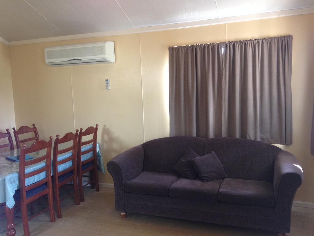 Pinjarra Caravan Park And Cabins Kamer foto