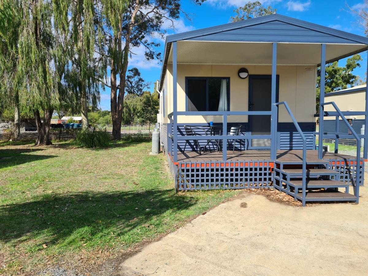 Pinjarra Caravan Park And Cabins Buitenkant foto