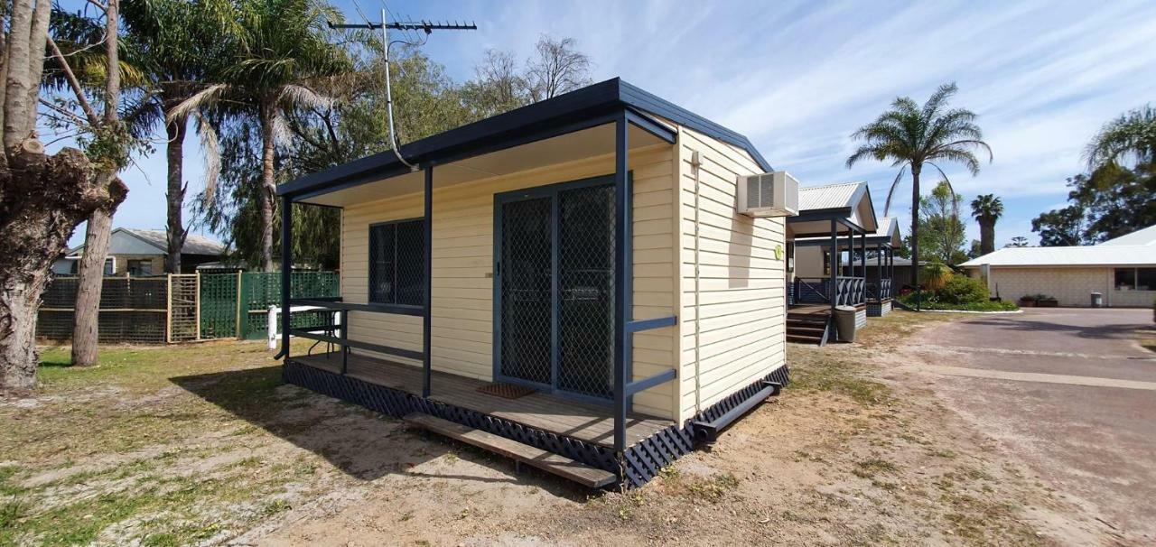 Pinjarra Caravan Park And Cabins Buitenkant foto