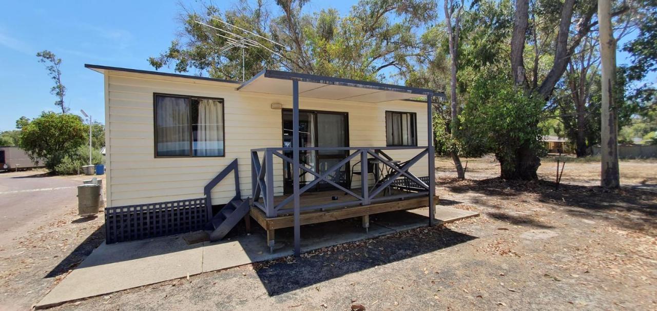 Pinjarra Caravan Park And Cabins Buitenkant foto