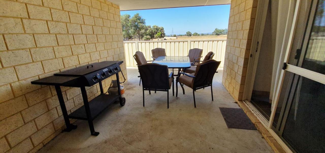 Pinjarra Caravan Park And Cabins Buitenkant foto