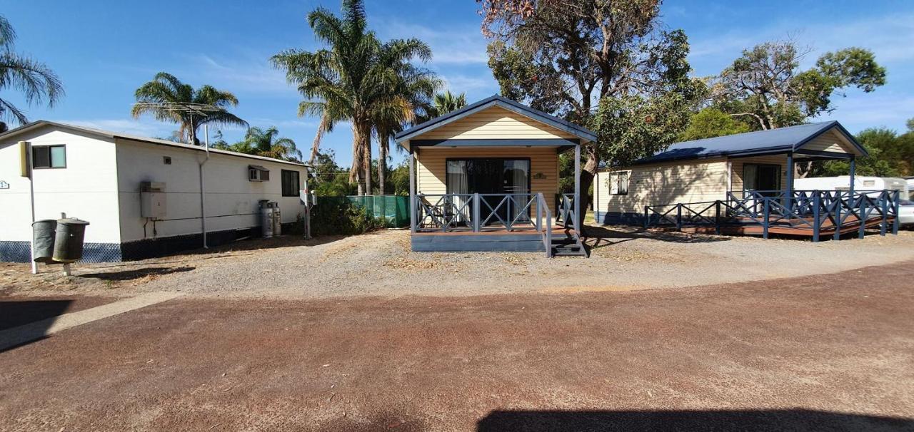 Pinjarra Caravan Park And Cabins Buitenkant foto